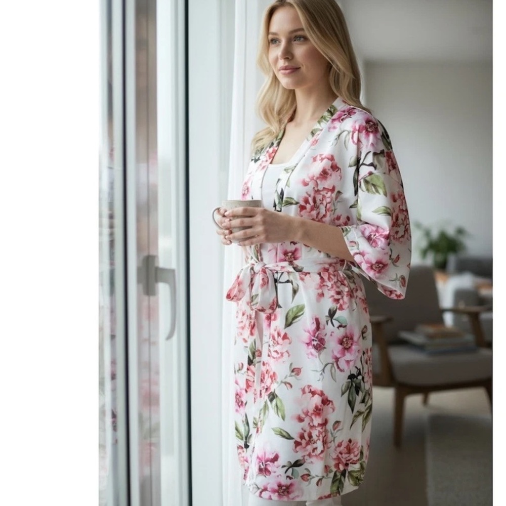 Show Me Your Mumu Bloom Floral Robe